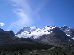 Archivo:Mount Athabasca-Alberta