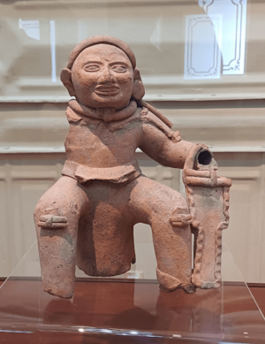 Archivo:Museo raíces de Orizaba dios sedente