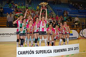Archivo:Naturhouse Ciudad de Logroño - Campeón de Superliga 2014-2015 DSC 9443