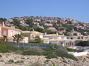 Archivo:Nova-SantaPonsa-Mallorca-rafax