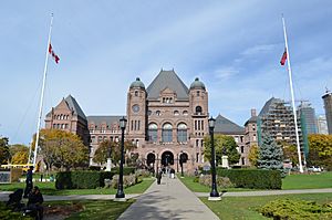 Archivo:OntarioLegislativeBuilding3