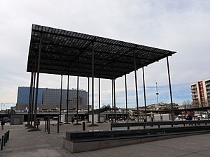 Archivo:Plaça Països Catalans