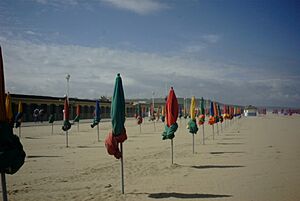 Archivo:Plage de Deauville - 07.05.05