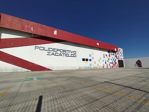 Archivo:Polideportivo de Zacatelco 2022 07