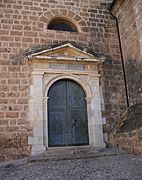 Portada de la capella de la Comunió de l'església Arxiprestal de la Mare de Déu de l'Assumpció, Albaida
