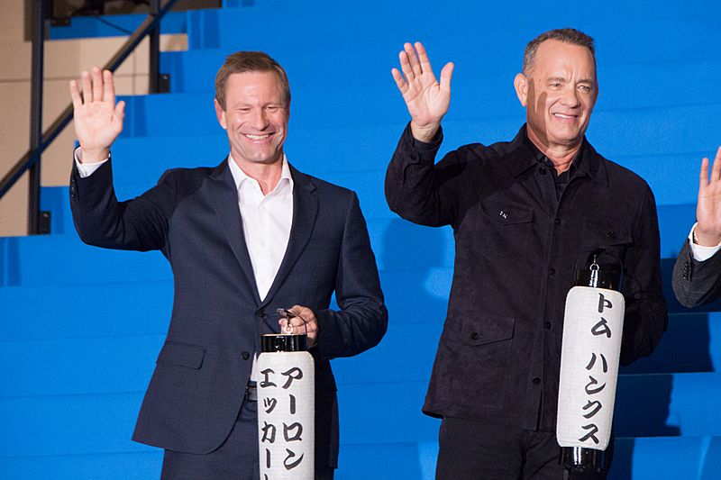Sully Japan Premiere Red Carpet- Tom Hanks & Aaron Eckhart (29830286985)