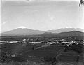The volcanoes Popocatépetl and Iztaccíhuatl in Mexico (1906)