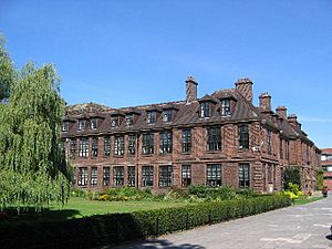 Archivo:Venn Building, University of Hull