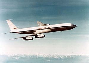 Boeing company Boeing 707 N68657.jpg