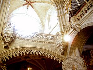 Archivo:Burgos - San Esteban, interior 03