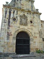 Cantabria BarcenaCicero hastial capilla palacioRugama lou