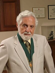 Carl Djerassi HD2004 AIC Gold Medal crop.JPG