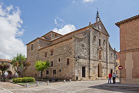 Convento de Santa Teresa de Lerma - 03.jpg