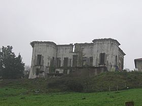 Gueñes - Hurtado Ametzaga jauregia.jpg