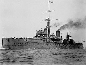 Archivo:HMS Dreadnought 1906 H61017