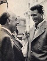 Archivo:Hitchcock Grant 1955