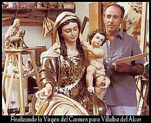Archivo:Joaquín Moreno Daza trabajando en la Virgen del Carmen