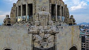 Monumento a la Revolución de México desde el aire - 2023 - 5.jpg