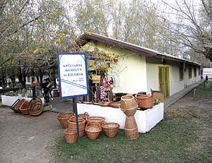 Archivo:Puerto Paraná (3)