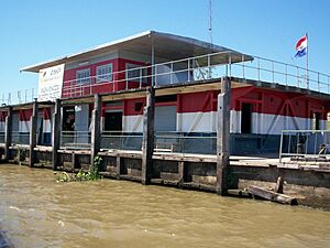 Archivo:Puerto de Alberdi