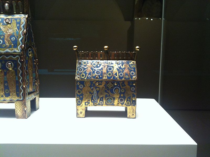 Romanesque Treasure of MNAC- Arqueta de Sant Esteve