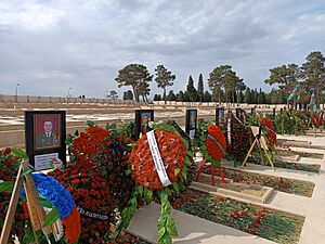 Archivo:Second Alley of Martyrs, September 2023 10