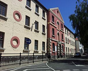Archivo:St Mary's School, Town Range, Gibraltar