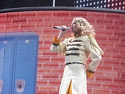 Archivo:Taylor Swift - Fearless Tour - Foxboro 02