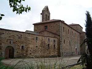 Archivo:Villoria-monasterio1