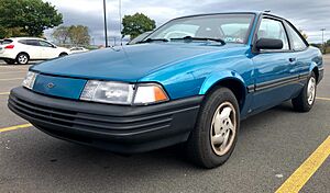 Archivo:1992-1994 Chevrolet Cavalier VL coupe in Bright Aqua Metallic, front left, 10-12-2020