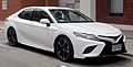 2017 Toyota Camry (ASV50R) SX sedan (2018-11-02) 01