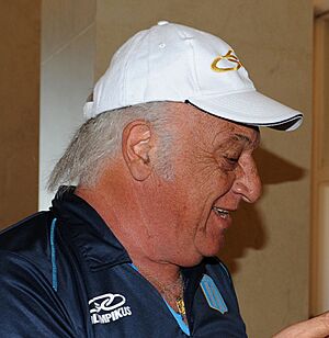 Archivo:Alfio Basile 2012