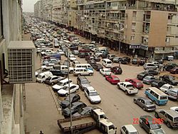 Archivo:Avenida dos Combatentes Luanda