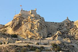 Castello de Santa Bàrbara Alicante.jpg