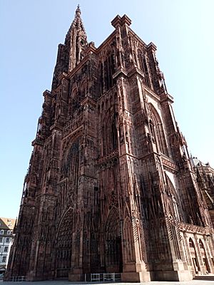 Archivo:Cathédrale de Strasbourg 2020