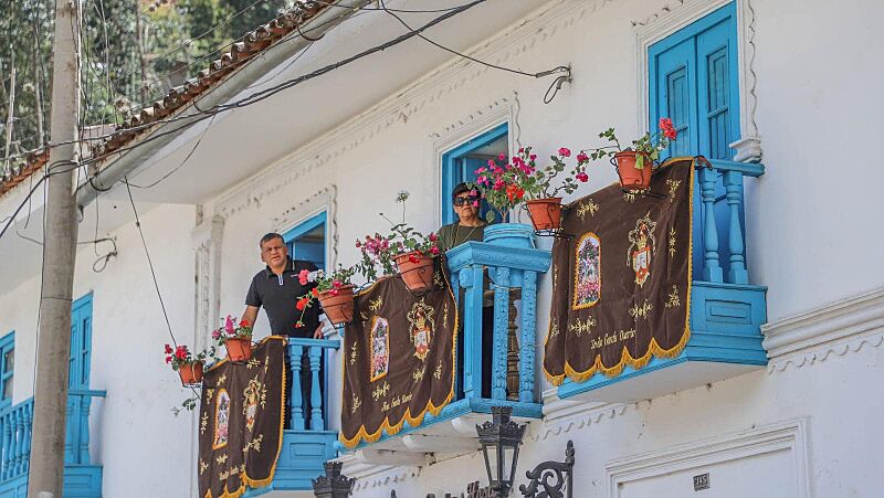 Chavin-balcones