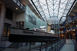 Discovery Museum, Newcastle upon Tyne, 5 January 2012 (1).jpg