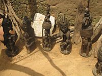 Archivo:Dogon esculturas
