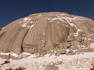 Archivo:El Yelmo, La Pedriza