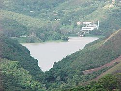 Archivo:Embalse de La Mariposa