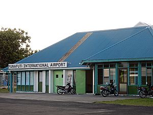 Archivo:Funafuti International Airport (28592905172)