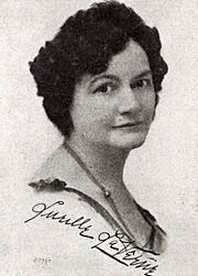 Archivo:Lucille La Verne - Sep 1921 EH