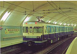 Archivo:Metro barça 1971