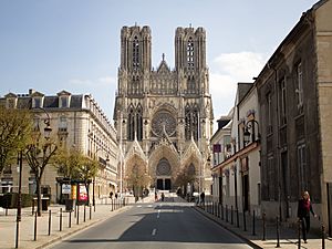 Archivo:PA00078776-Cathédrale Notre-Dame de Reims 5