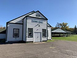 Port Wing Town Hall.jpg