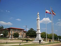 Rankin County Confederate Monument.jpg
