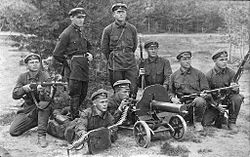 Archivo:Red army soldiers, end of 1920s-beginning of 1930s