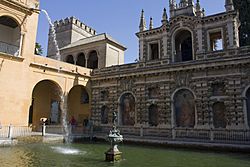 Archivo:Sevilla-Reales Alcazares-Estanque de Mercurio-20110915