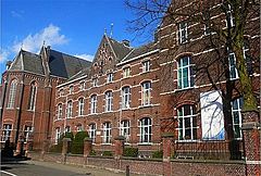 Archivo:Sint-Hubertuscollege