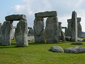 Archivo:Stonehenge Closeup